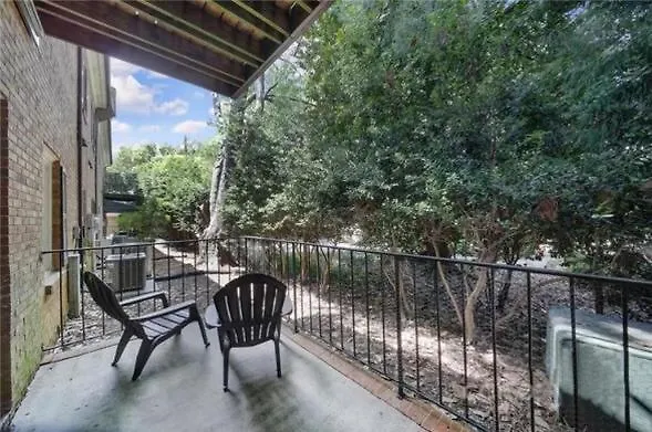 2 Bedroom Condo In Heart Of Clt Charlotte